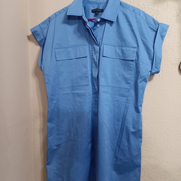 Banana Republic Light Blue Collared Shirt - Picture 2 of 13